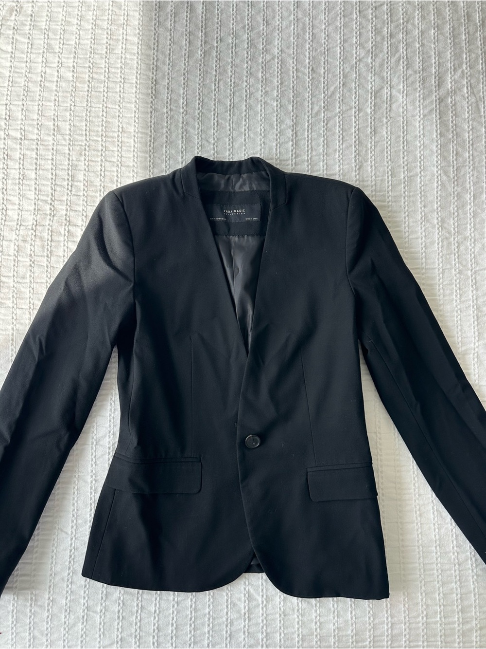 Zara Black Single-Button Collarless Women's Blazer
